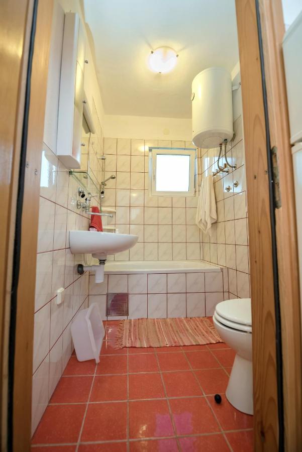 Luka  Apartmani Topolovec מראה חיצוני תמונה