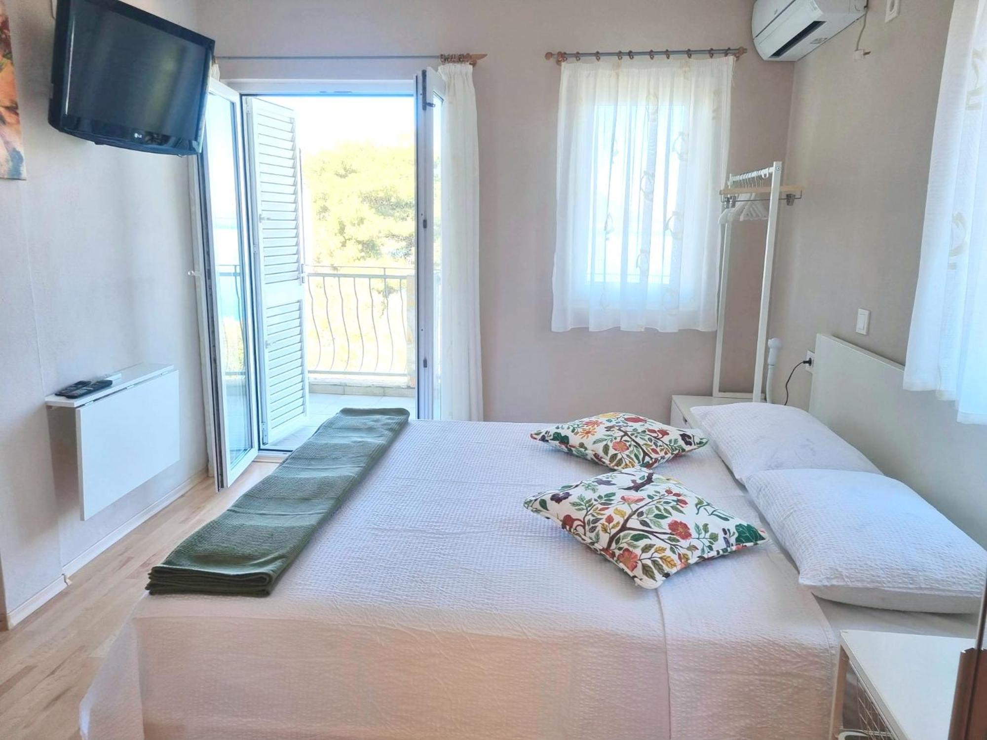 Luka  Apartmani Topolovec מראה חיצוני תמונה